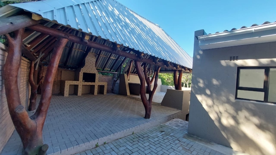 7 Bedroom Property for Sale in Cintsa East Eastern Cape